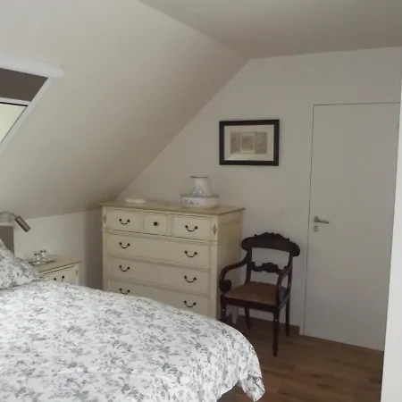 Au Bonheur Frontalier Couette-café