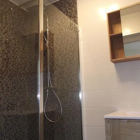 Au Bonheur Frontalier Bed and breakfast 3*