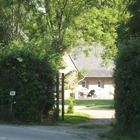 Au Bonheur Frontalier Bed & Breakfast *