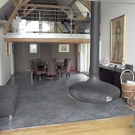 Au Bonheur Frontalier Bed and Breakfast