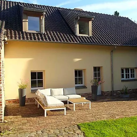 Bed and Breakfast Au Bonheur Frontalier Steenvoorde