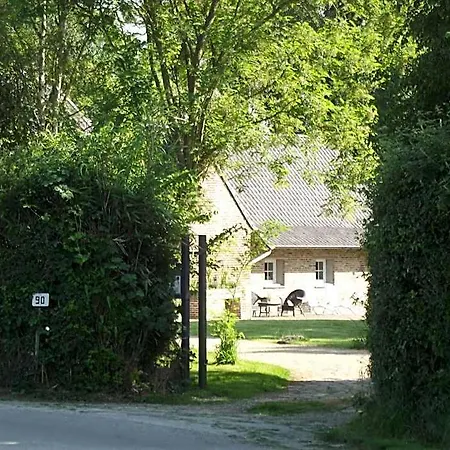 Au Bonheur Frontalier Bed and Breakfast