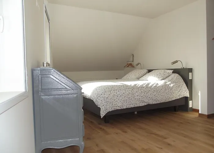 Au Bonheur Frontalier Couette-café