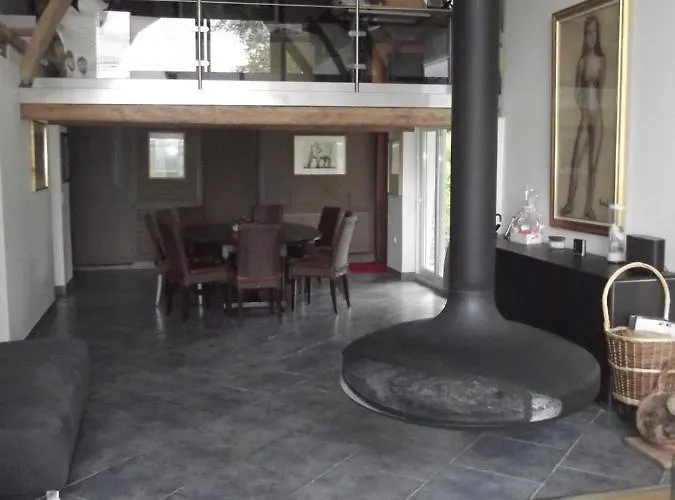 Au Bonheur Frontalier Couette-café