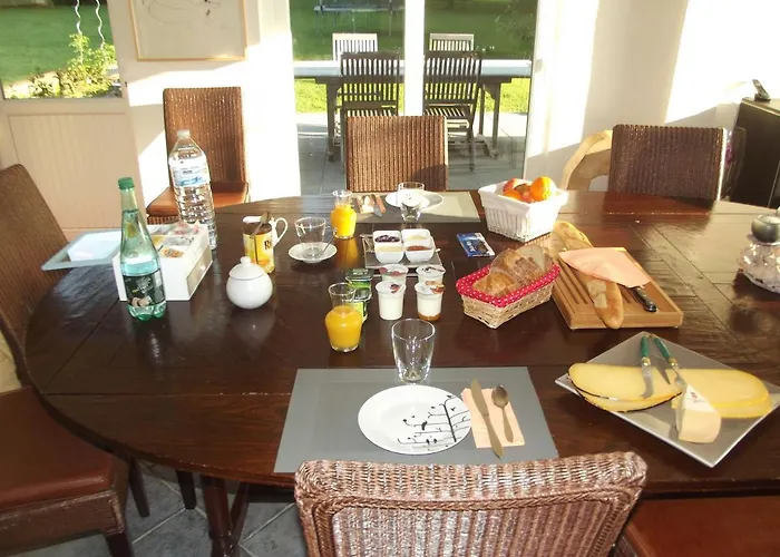 Au Bonheur Frontalier Couette-café